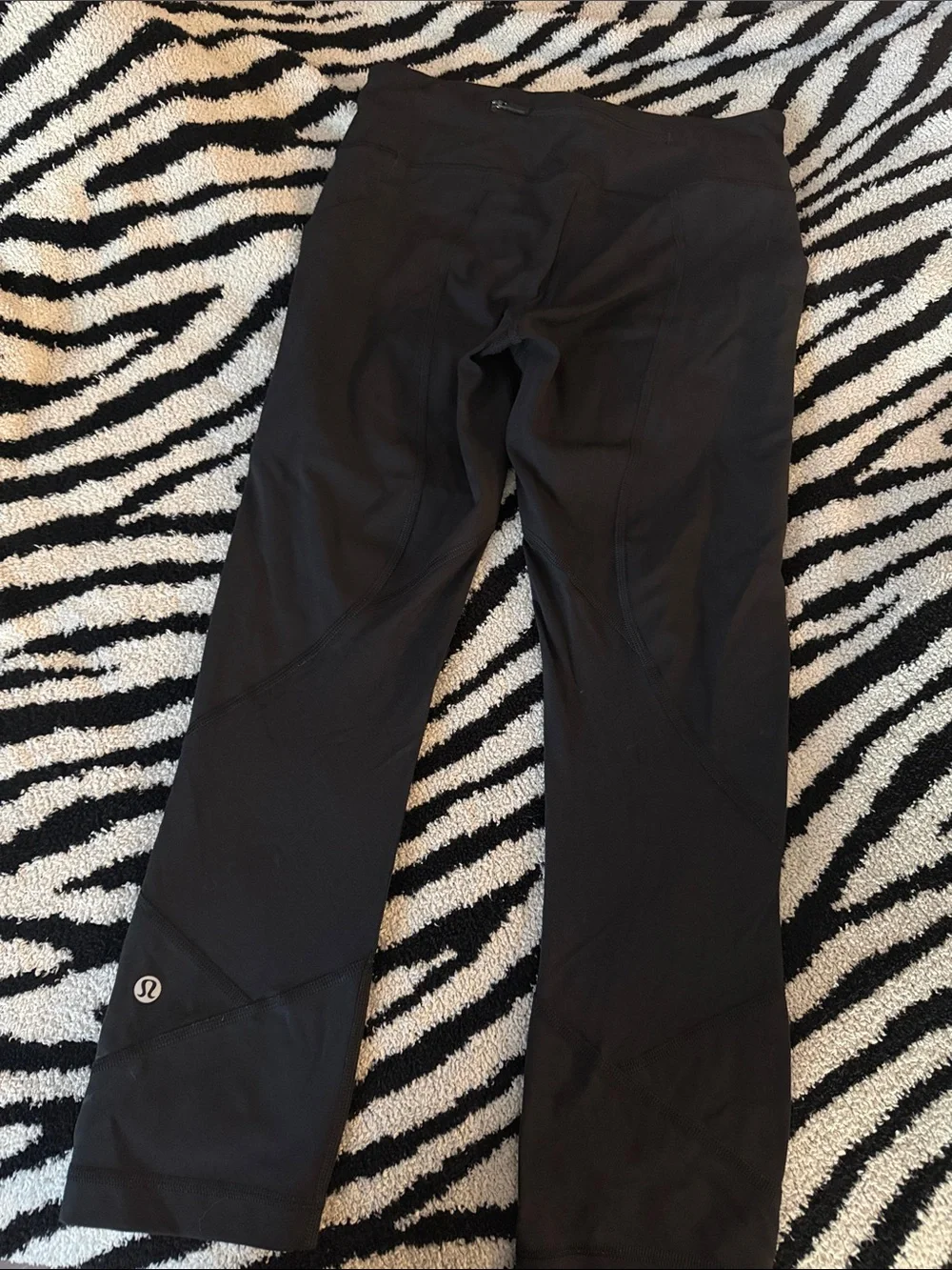 lululemon athletica Black Cropped Performance Leggings